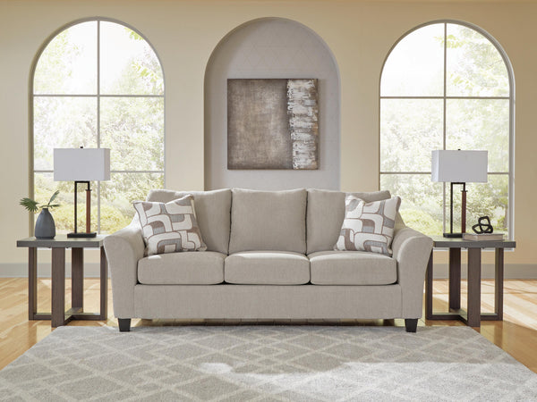 Willarae Sofa