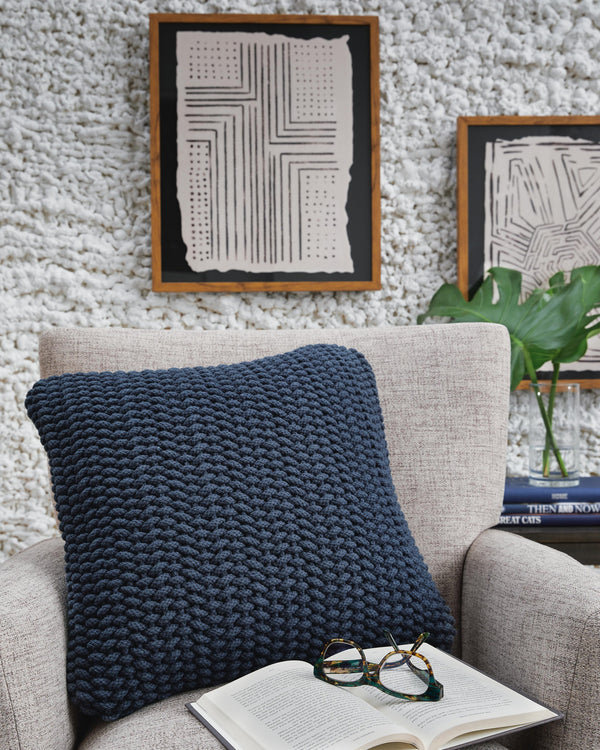 Renemore Pillow (4/CS)