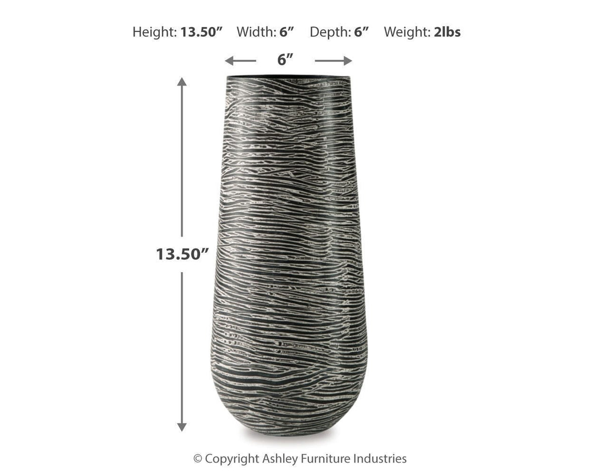 Fynn Vase