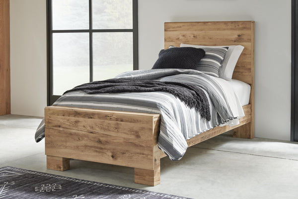 Hyanna Twin Panel Bed