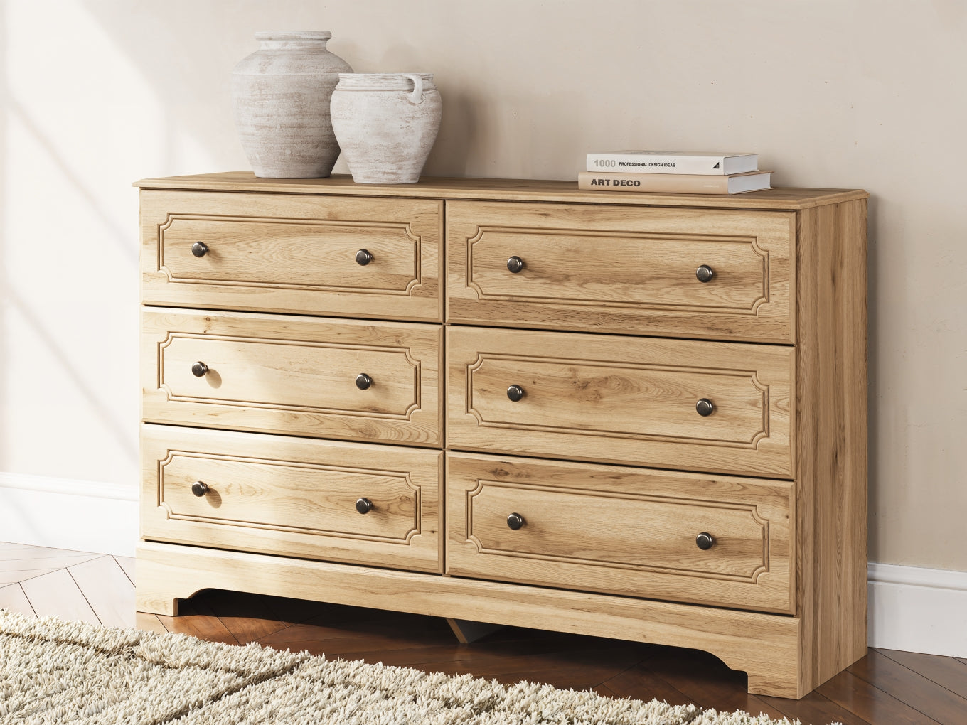 Galletyn Six Drawer Dresser