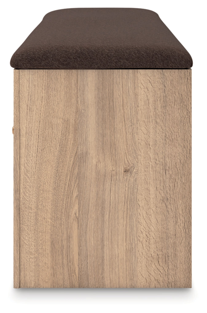 Hollymount Bedroom UPH Storage Bench