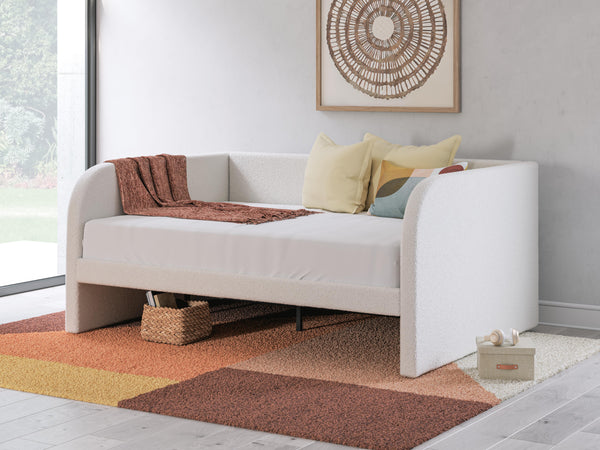 Shapella Full Upholstered Day Bed