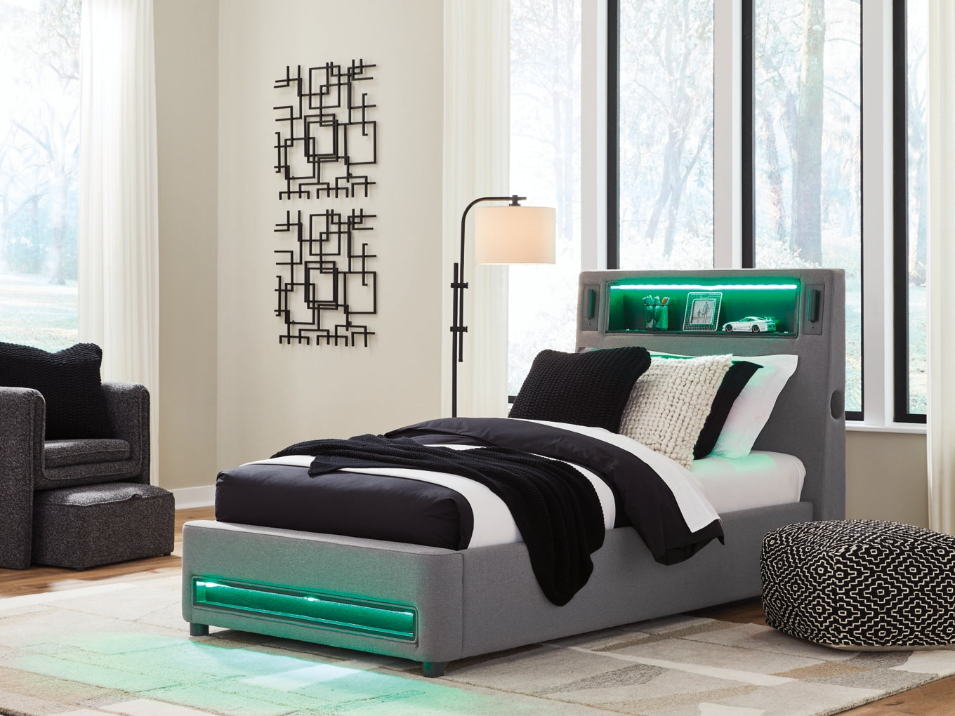 Cayberry Twin Upholstered Bed