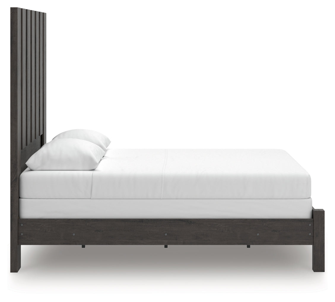 Parlayon Queen Panel Bed