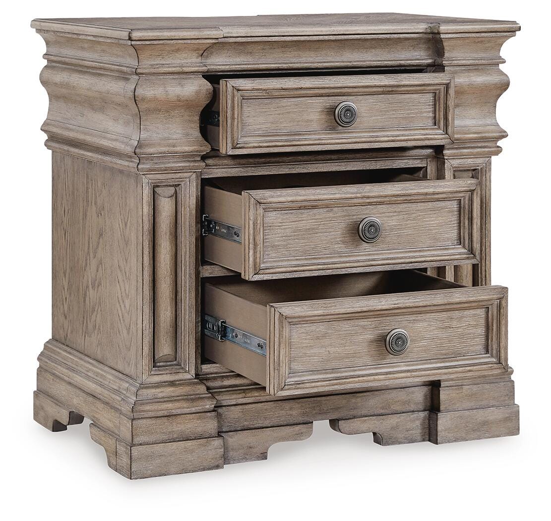 Blairhurst Queen Panel Bed. Dresser, Mirror, 2 Chests and 2 Nightstands