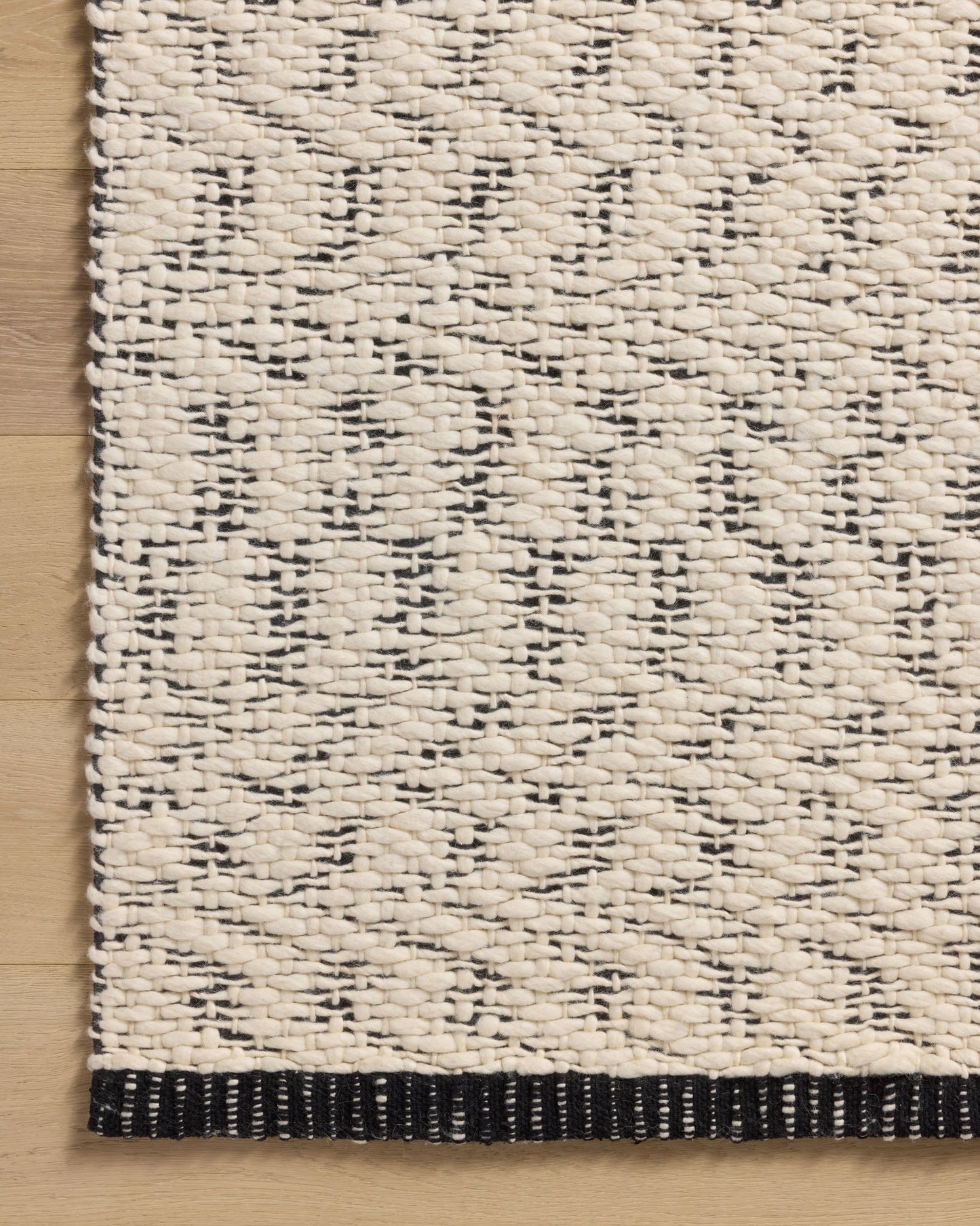 BET-01 MH IVORY / BLACK