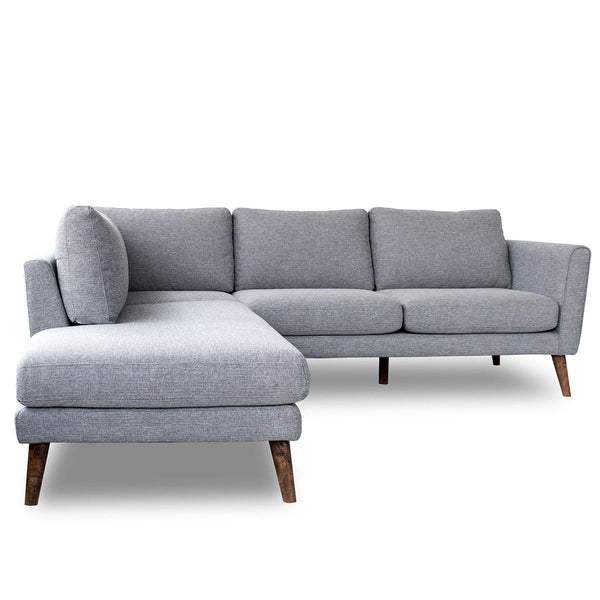 Sofá seccional Benson de tela gris con chaise longue orientado a la izquierda