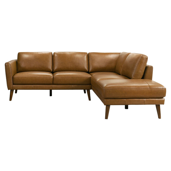 Sofá seccional Benson de cuero color canela con chaise longue orientada a la derecha