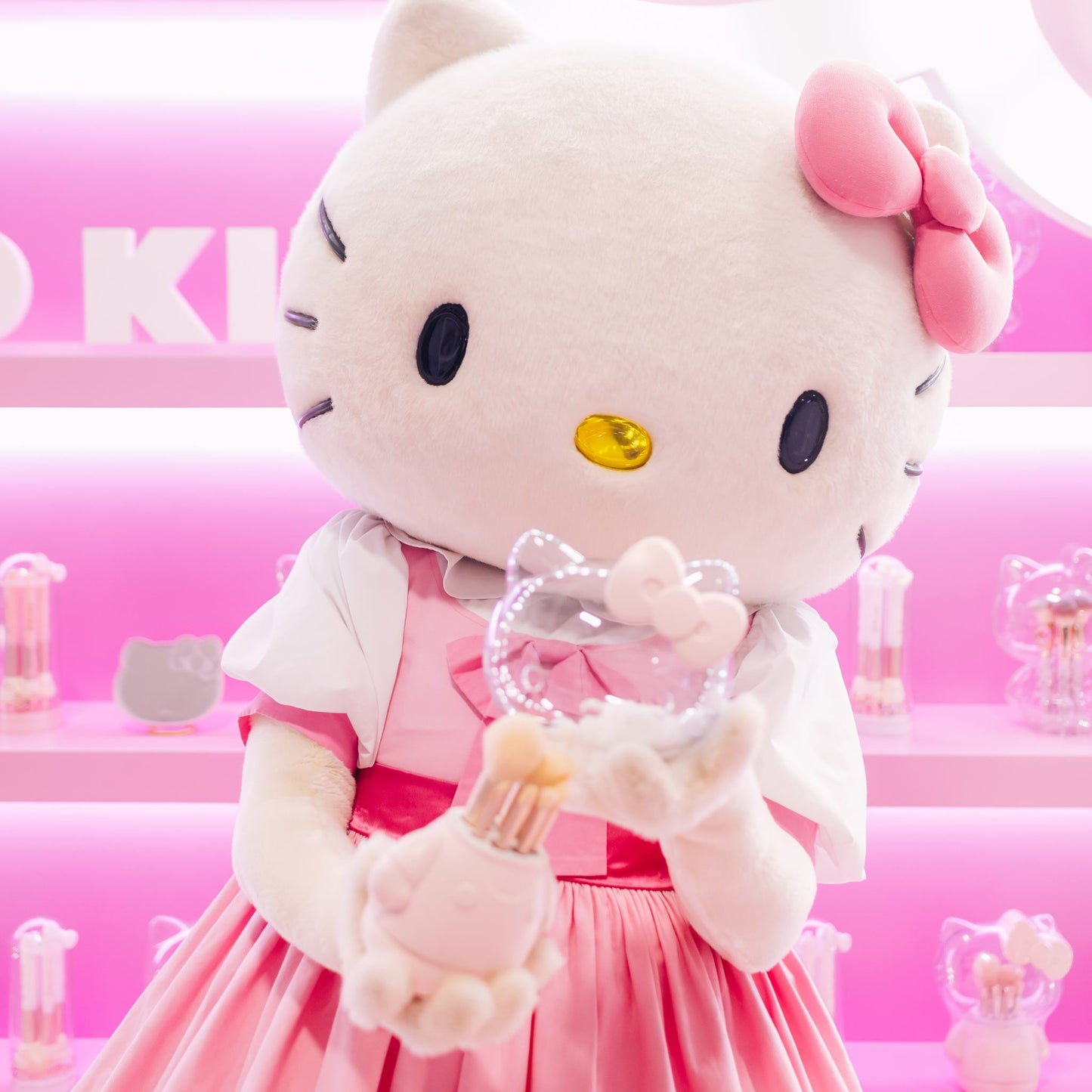 Hello Kitty® 6-PC Brush Gift Set