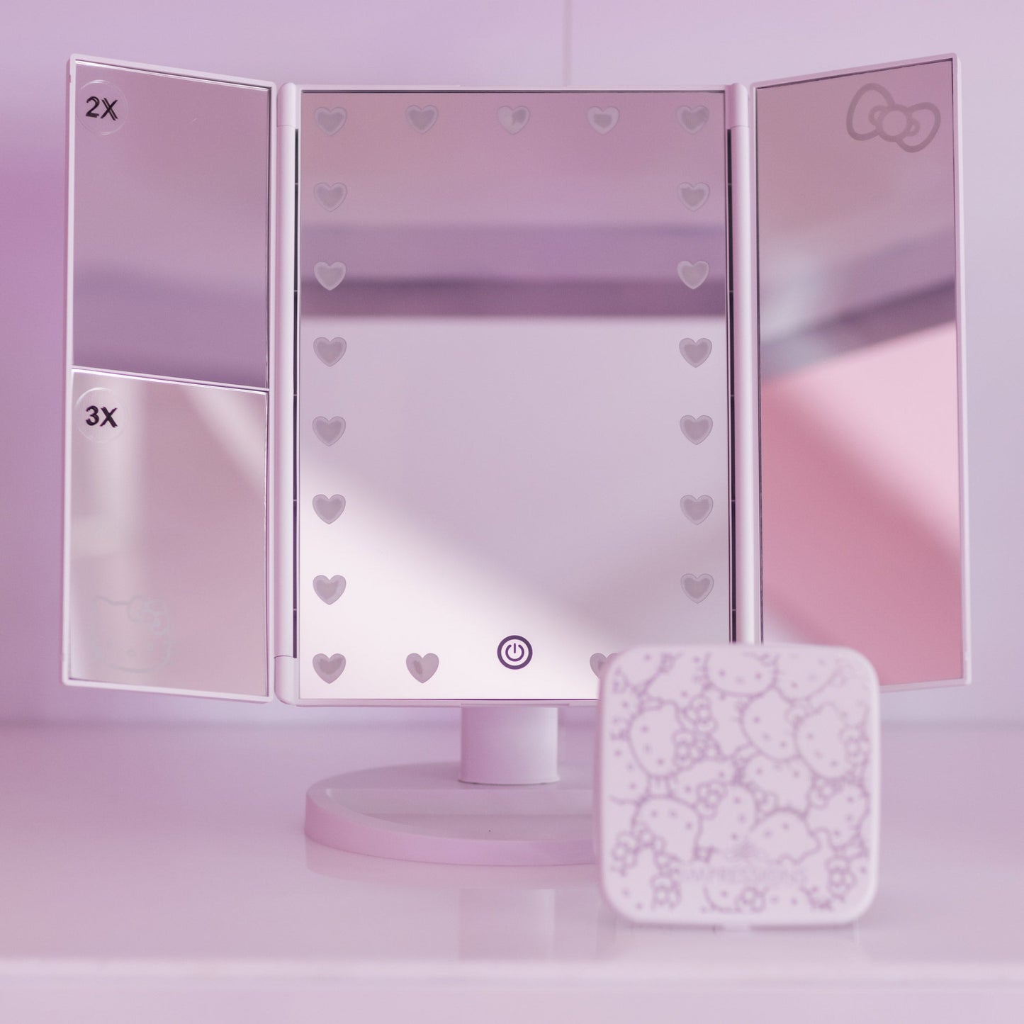 Hello Kitty® Supercute Trifold + Compact Bundle