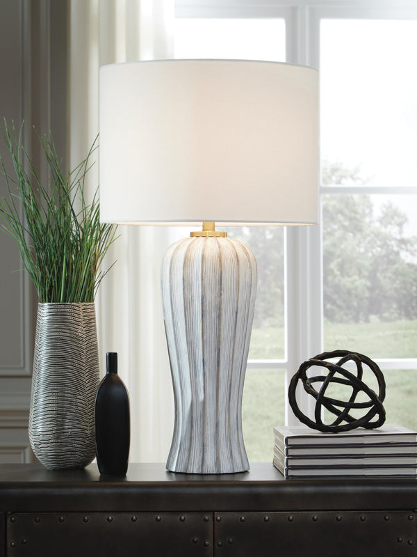 Lanwell Poly Table Lamp (1/CN)