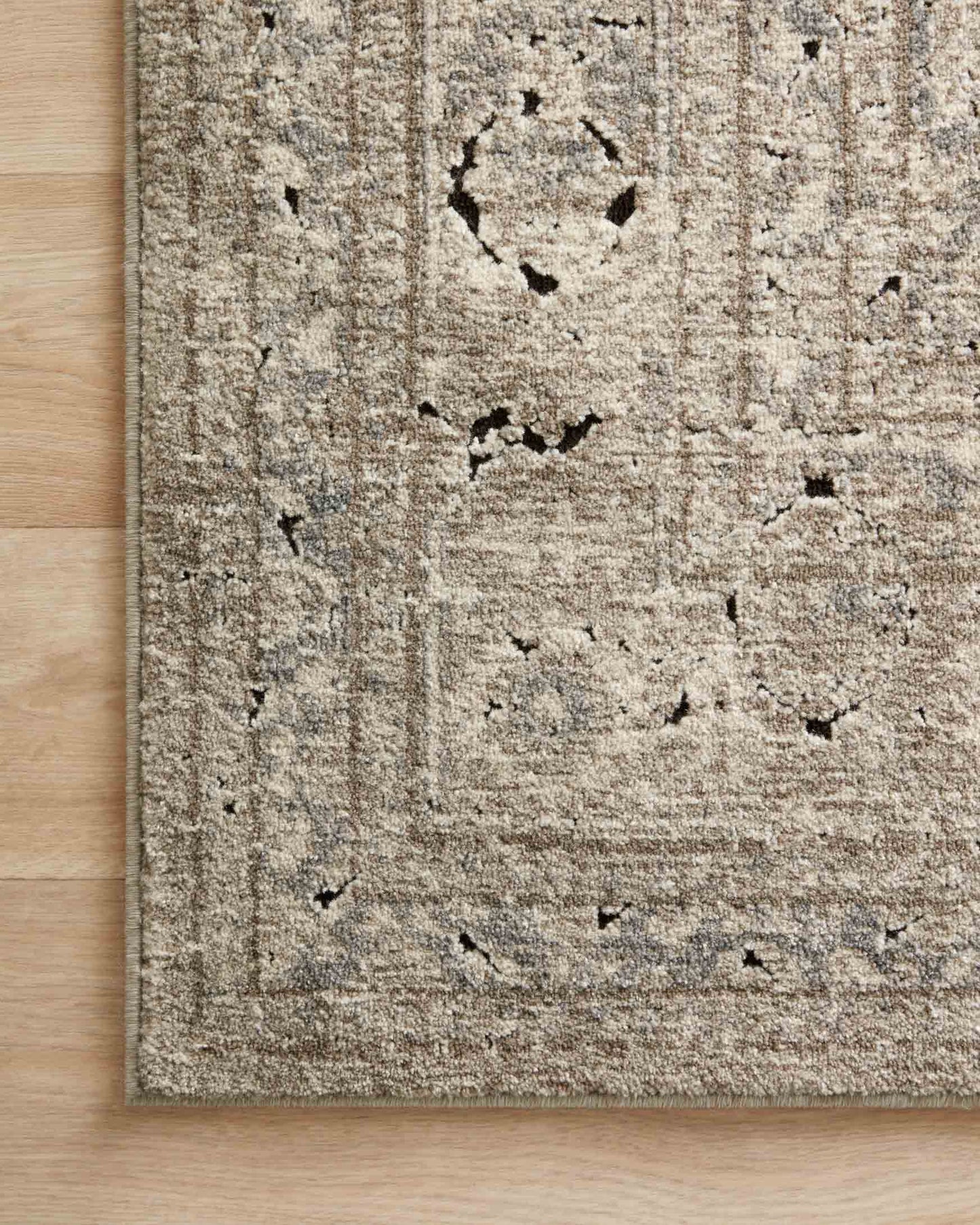 MV-03 SAND / IVORY