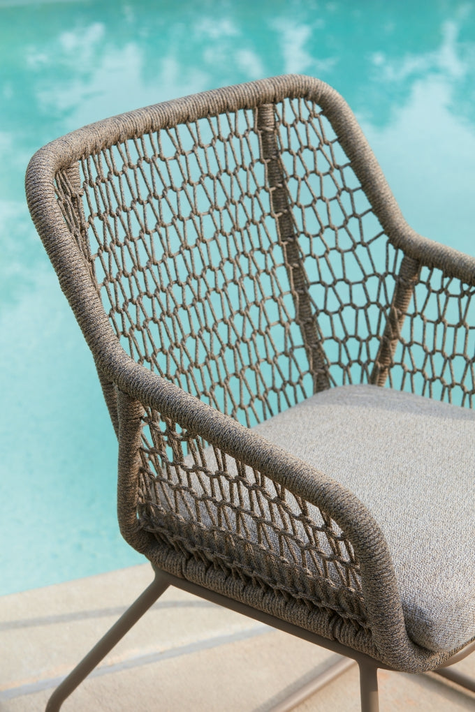 Monarch Heights Chairs w/CUSH/Table Set (3/CN)