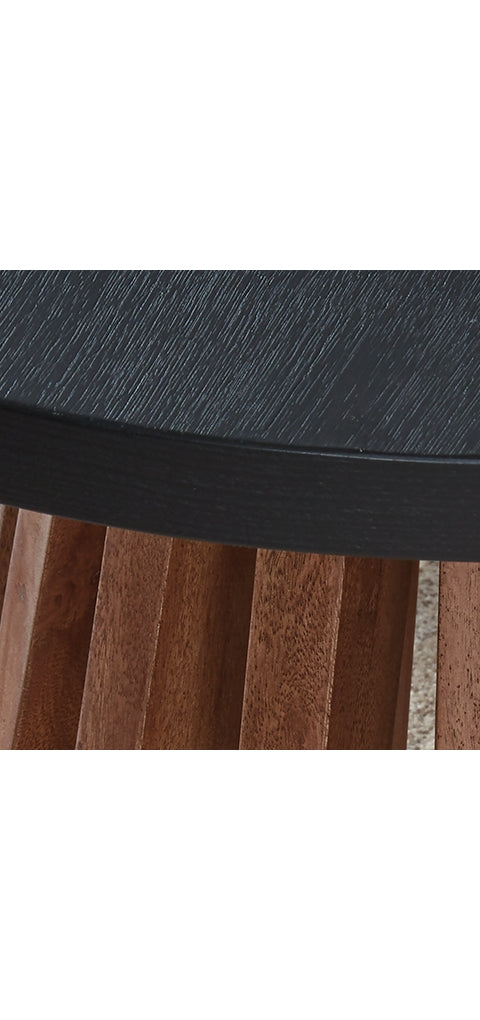 Kallari Round End Table