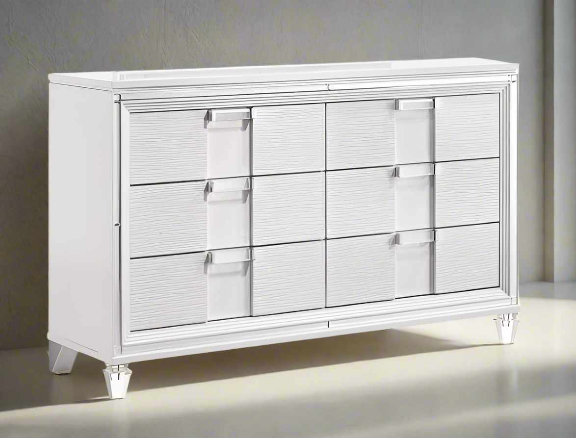 Twenty Nine Youth Dresser