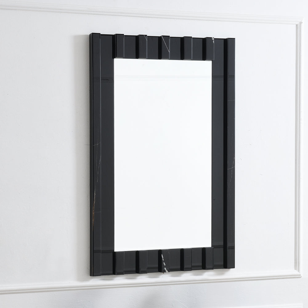 Espejo decorativo rectangular Drisana de 47" de alto