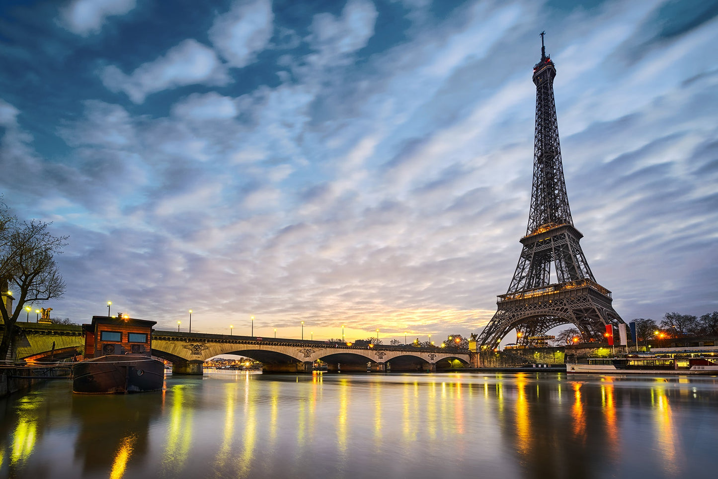 ''Night in Paris'' Tempered Glass