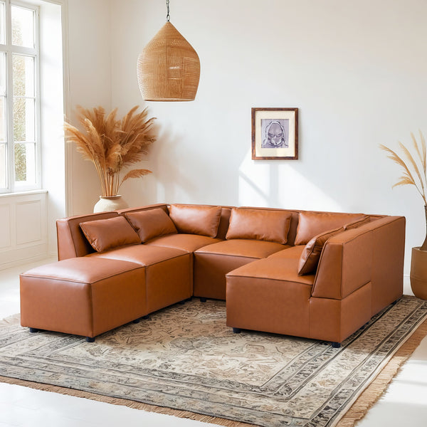 Sofá modular de cuero vegano color coñac de Wexford