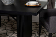 Mesa de comedor rectangular de madera Catherine de 84 pulgadas, color negro