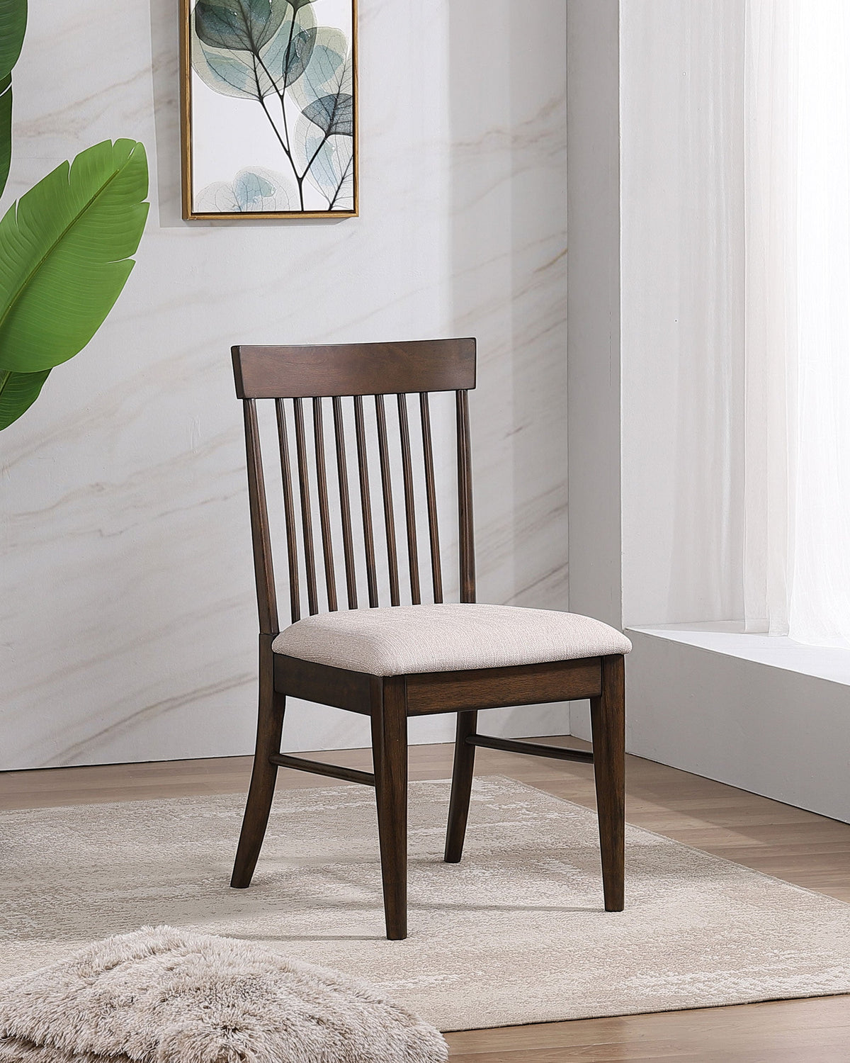 Silla de comedor auxiliar Everton Wood en nogal oscuro (juego de 2)