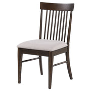 Silla de comedor auxiliar Everton Wood en nogal oscuro (juego de 2)