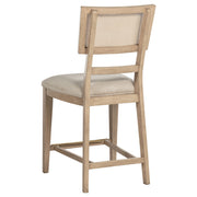 Juego de comedor Kailani con gabinete de roble beige