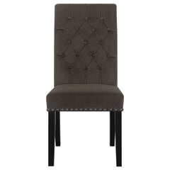 Sillón de comedor Alana tapizado en terciopelo marrón