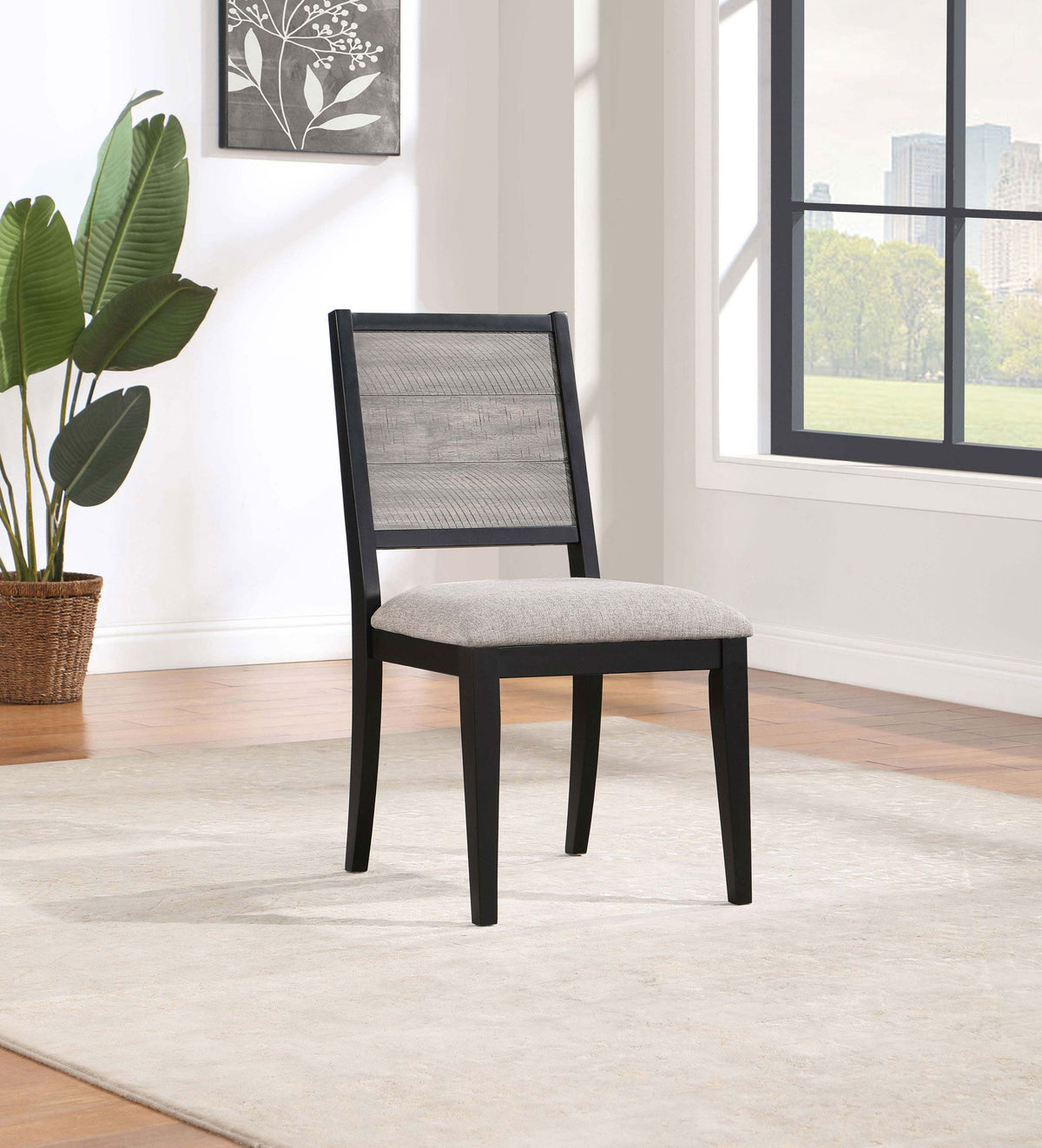 Silla de comedor Elodie Wood en gris y negro (juego de 2)