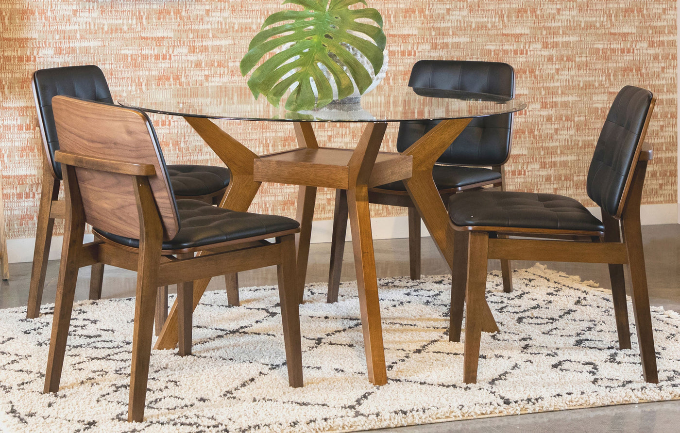 Juego de mesa de comedor Paxton con tapa redonda de vidrio color nuez moscada