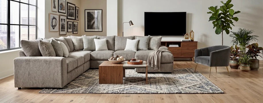 Aria Sectional with Chaise
