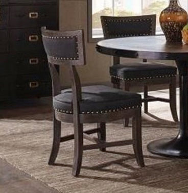 Traditional Upholstered Side Chair