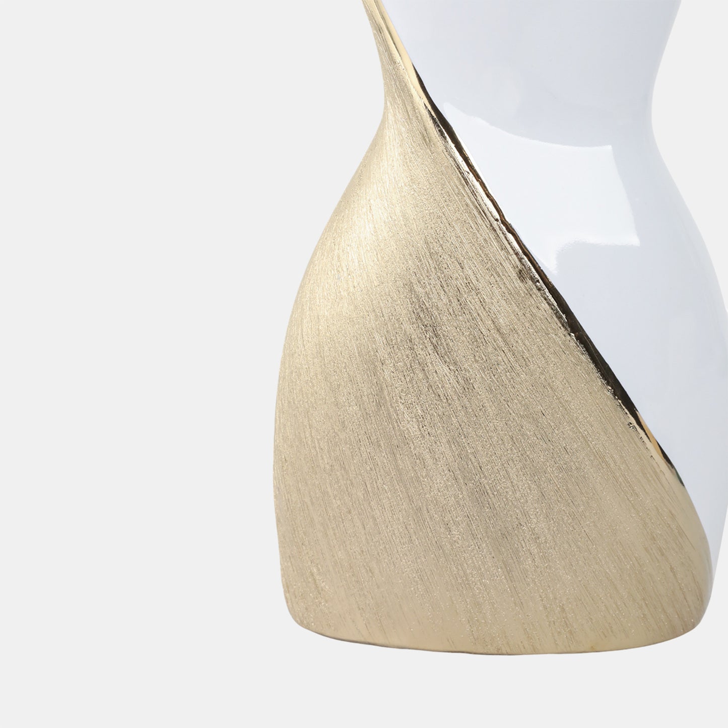 Jarrón dorado retorcido