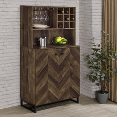 Gabinete bar para el hogar Mendoza de 2 puertas, almacenamiento de vinos, roble rústico