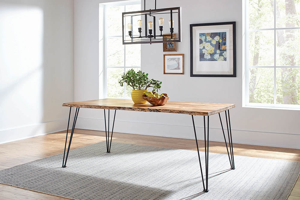 Mesa de comedor Sherman de 71 pulgadas con borde natural de acacia natural