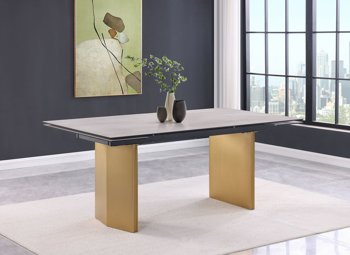 Mesa de comedor extensible Vesa de 97 pulgadas con tapa de vidrio en color beige