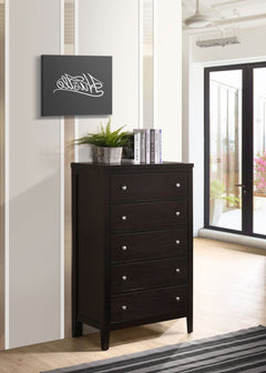 Cómoda de dormitorio Carlton de 5 cajones color capuchino