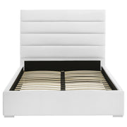 Cama de plataforma tapizada Felicity de 53 pulgadas, color blanco