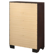 Cómoda de dormitorio Kauffman de 5 cajones en color cacao oscuro