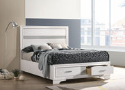 Cama Miranda de 51 pulgadas con paneles de almacenamiento de madera, color negro