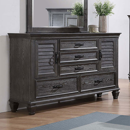 Franco Dresser
