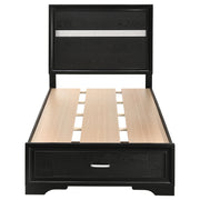 Cama Miranda de 51 pulgadas con paneles de almacenamiento de madera, color negro