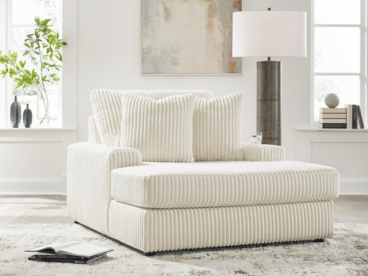 Lindyn Chaise