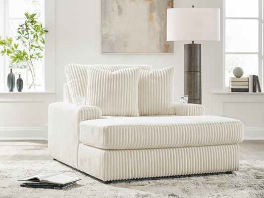 Lindyn Chaise