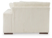 Lindyn Super Chaise