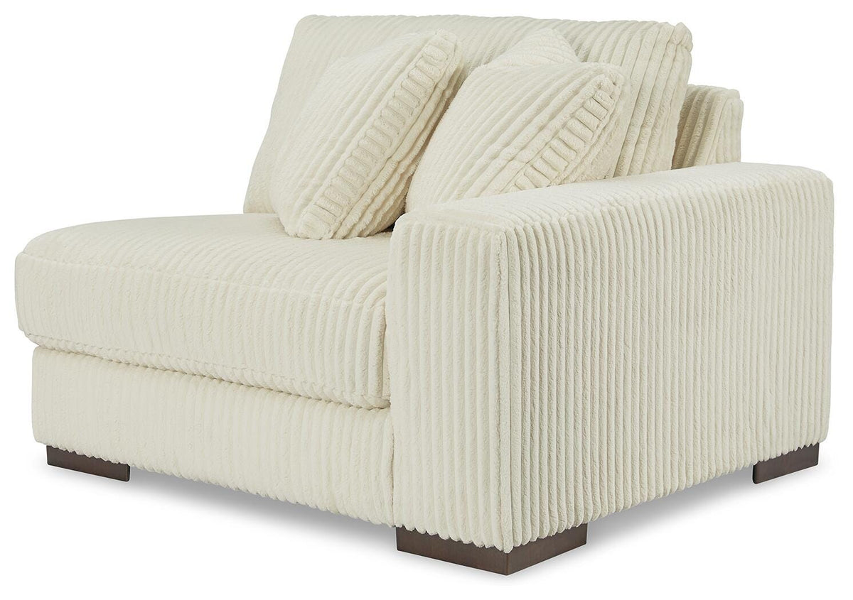 Lindyn 4-Piece Sectional with Chaise