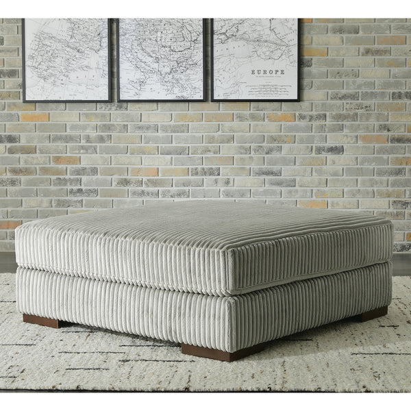 Lindyn Oversized Accent Ottoman