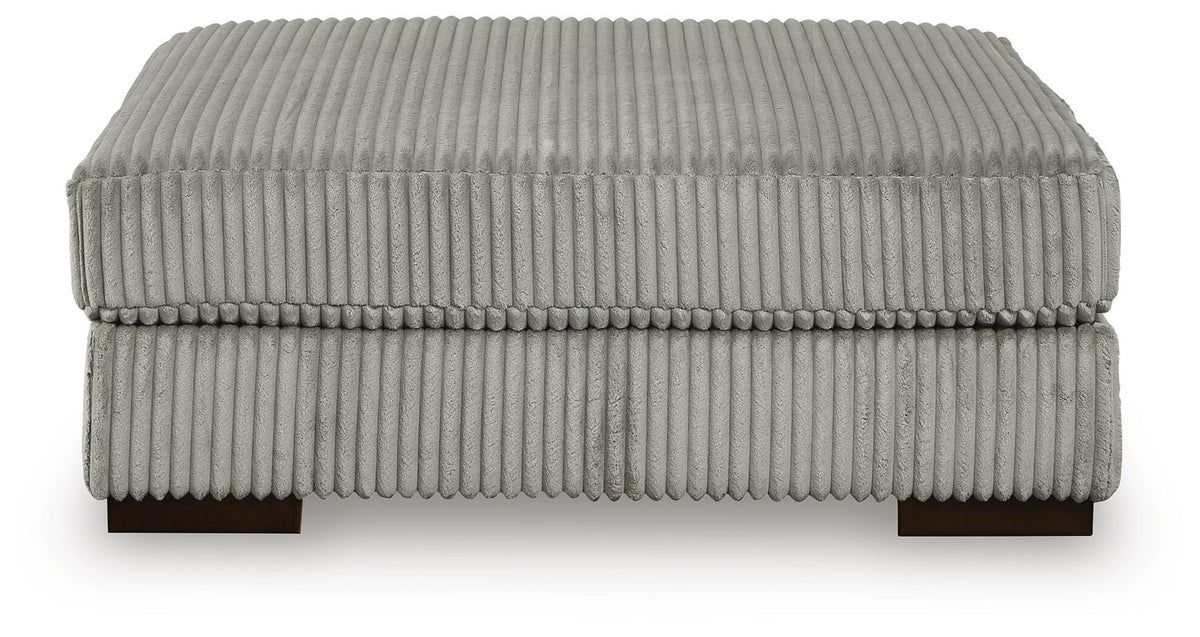 Lindyn 4-Piece Sectional and Ottoman