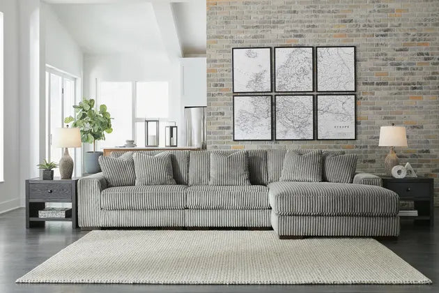 Lindyn 3PC Sectional with Chaise