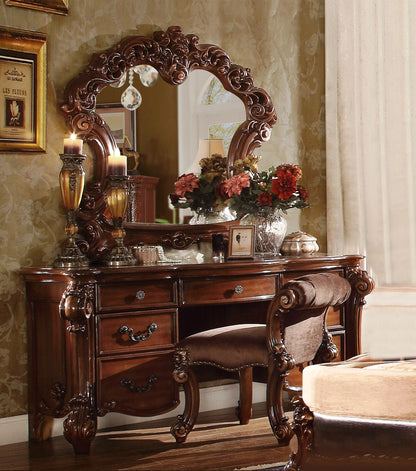 Vendome Dresser & Mirror Set